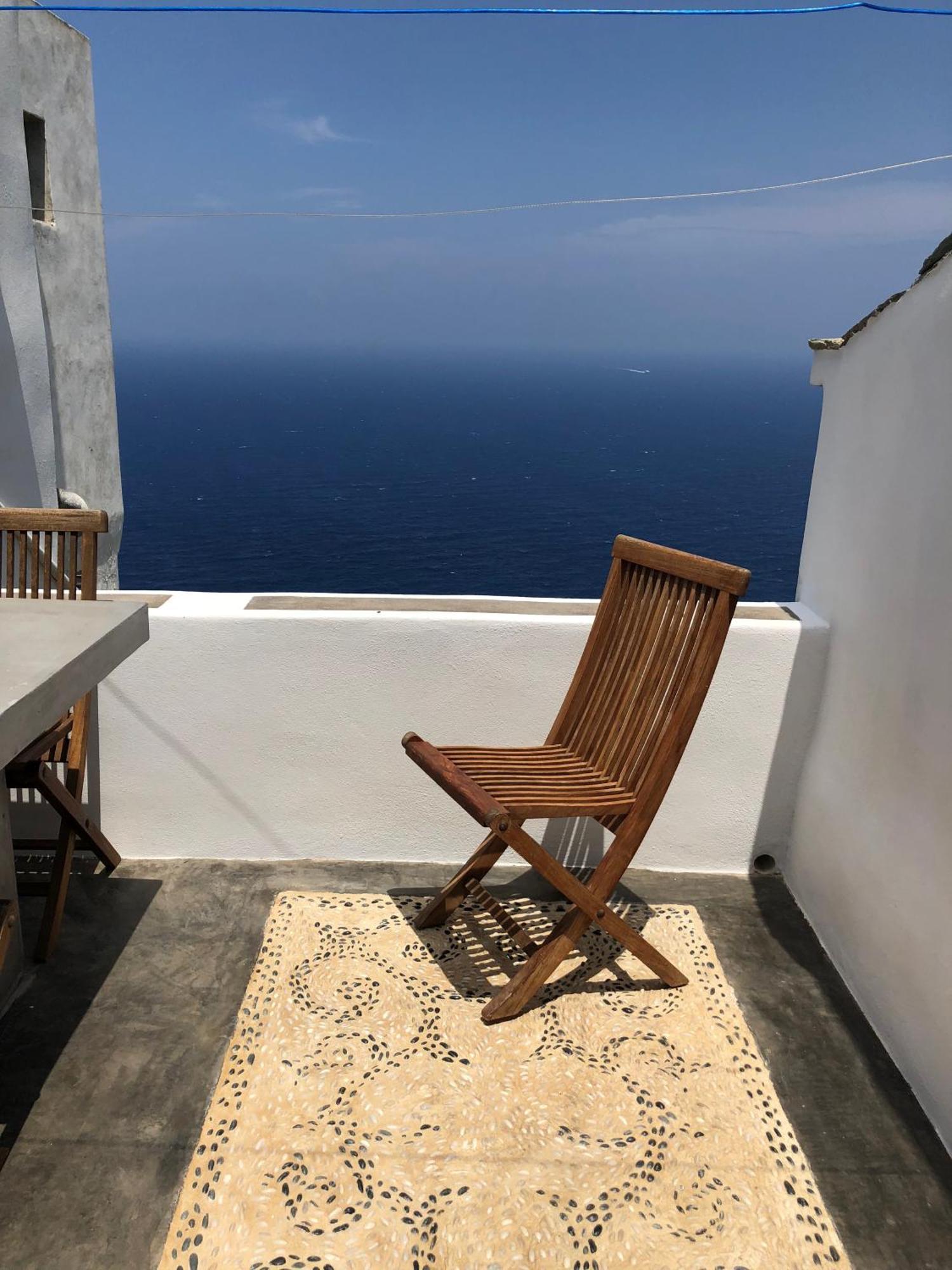 Folegandros-Cliffhouse Villa Exterior photo