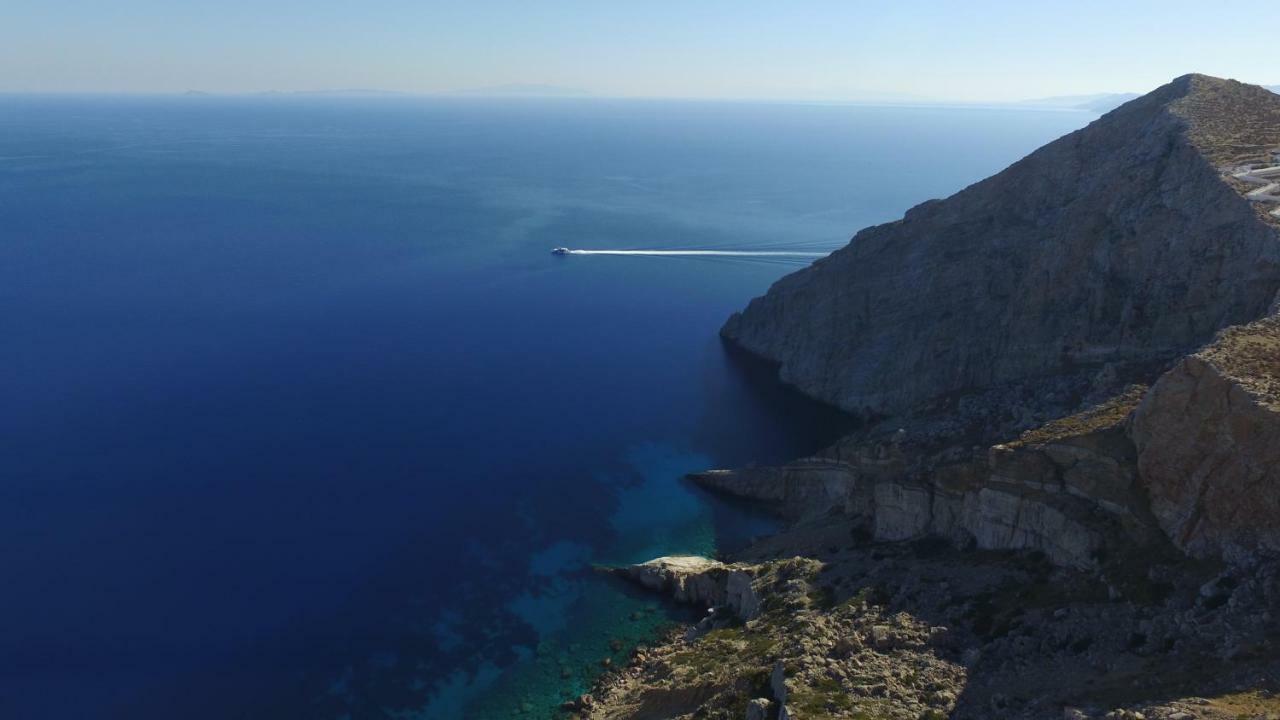 Folegandros-Cliffhouse Villa Exterior photo